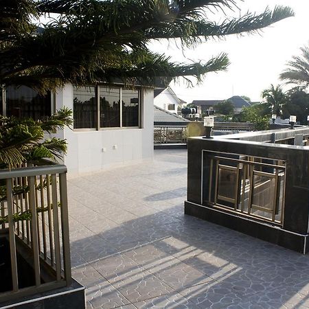 Eastgate Hotel Аккра Екстер'єр фото